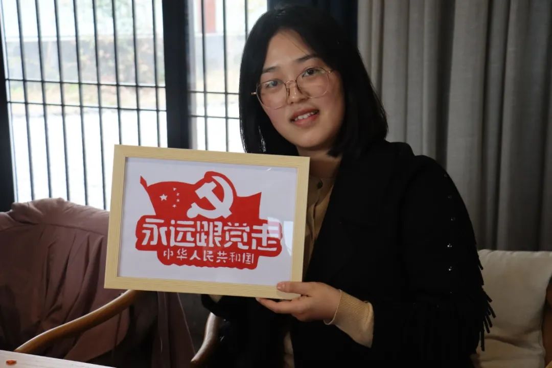 c90a257b-83b0-4823-b0d6-fc459ddf1b69.jpg 图片